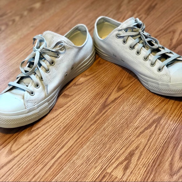 MENS Custom Chuck Taylor All Star Low Top - Picture 5 of 5